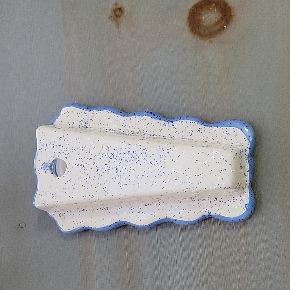 Handmade Ceramic Scissors Rack Keeper Wall Pocket - Picture 3 of 5